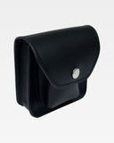 Porta-manette chiuso in cuoio nero con bottone 1P24